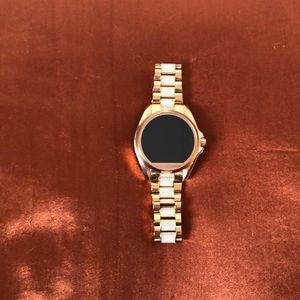 Micheal kors Dylan watch worn three times